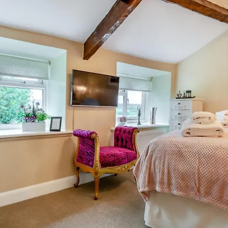 Holiday home 4 Bed In 83260