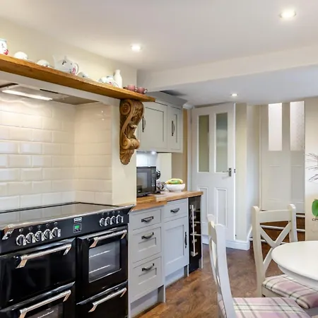 Prázdninový dům 4 Bed In 83260 *