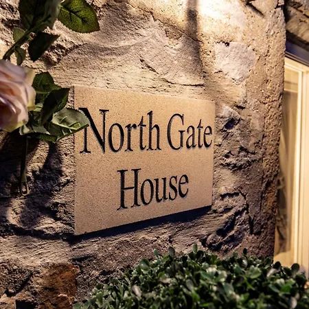 4 Bed In 83260 Middleham